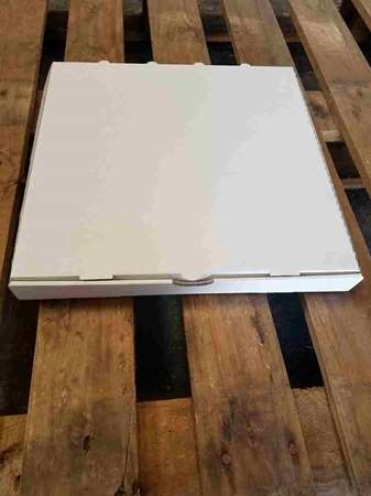 Image de BOITES PIZZA NEUTRE BLANCHE 34.5 x 34.5