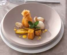 Image de ASSIETTE Ø27CM NEWMOON BEIGE