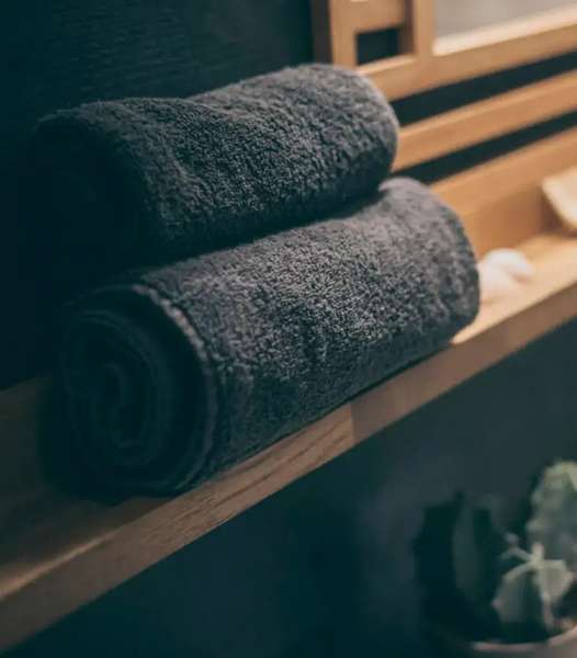 Image de SERVIETTE DE TOILETTE 50X90CM NOIR 100% COTON400GM2